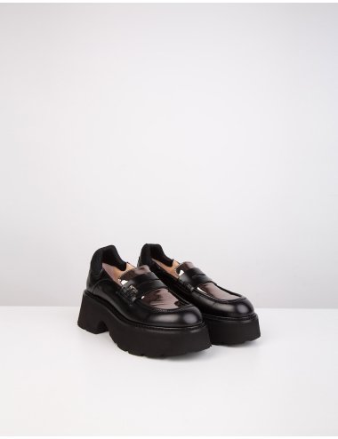23ISS04950495 N005 LOAFER