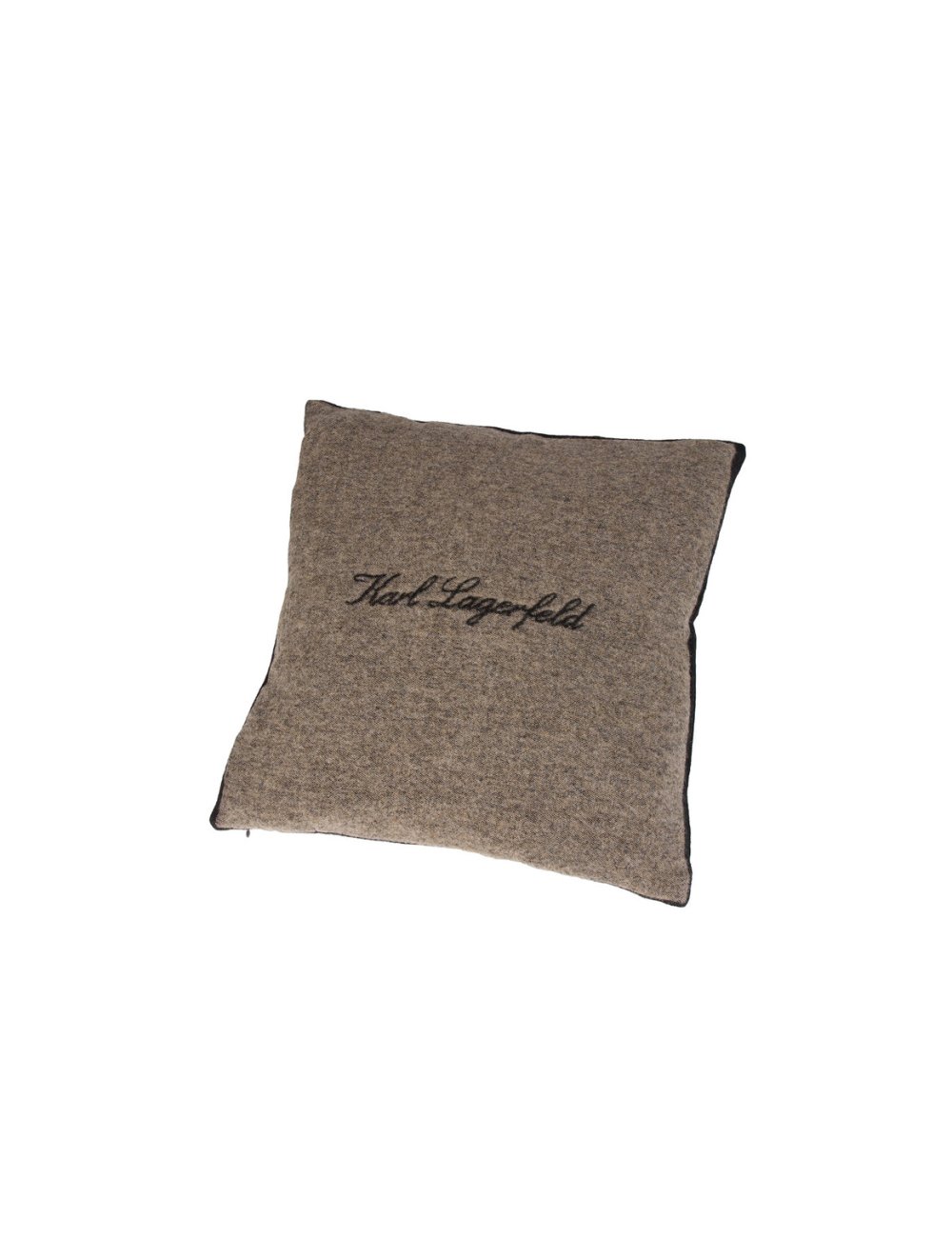 FW23-24 Cuscino con scritta logo FW23-24 Cuscino con scritta logo