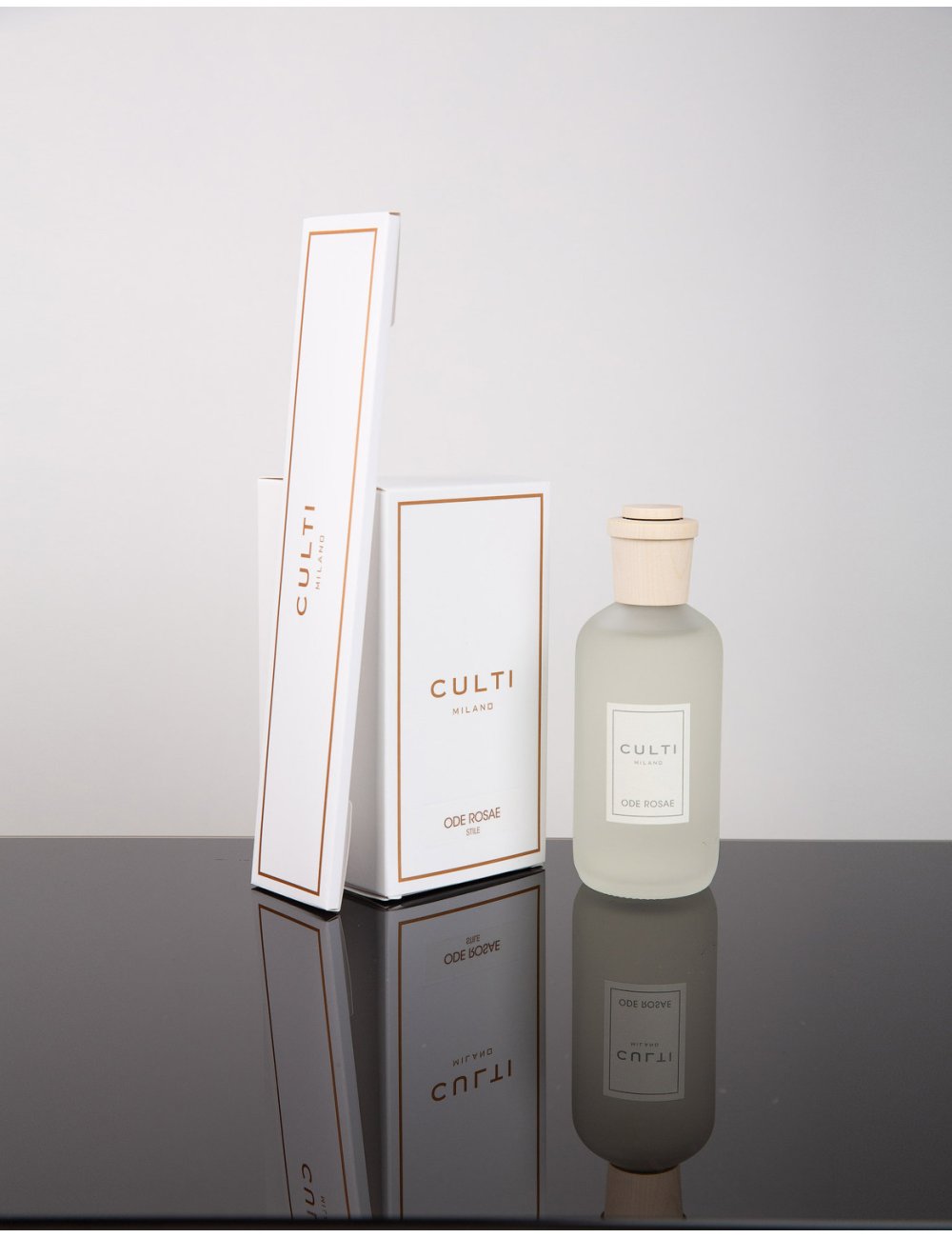 FW21-22 Diffurore per ambienti con stecchi "Ode Rosae" 500 ml