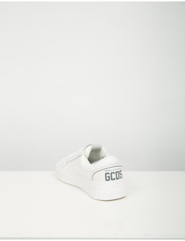 SS25 Sneakers con scritta logo