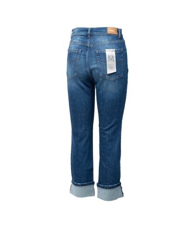 FW21-22 Jeans dalla linea "Mom"
