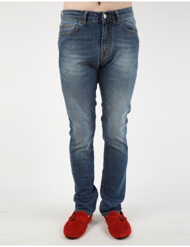 SS20 Jeans dalla linea "Skinny"